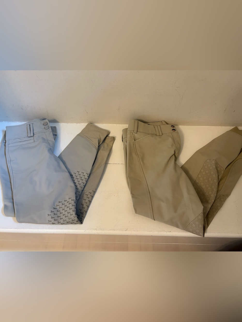 Classic Kids Riding Leggings in Light Gray and Tan